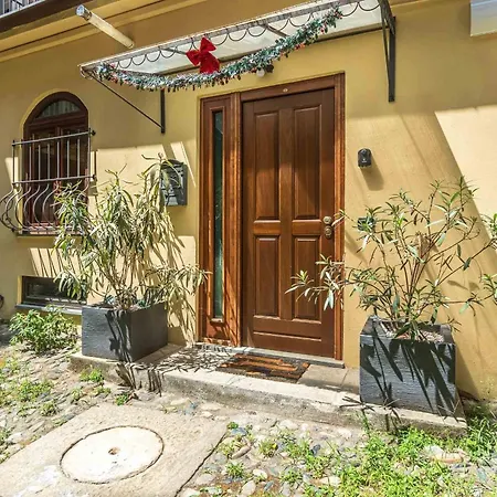 Apartman Guesthost - Cosy Terrace Flat X3 Porta Nuova Torino