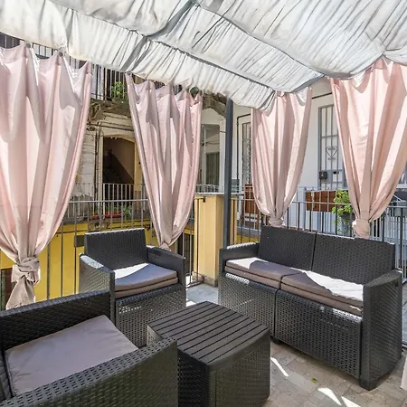 Apartman Guesthost - Cosy Terrace Flat X3 Porta Nuova *