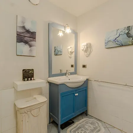 Apartman Guesthost - Cosy Terrace Flat X3 Porta Nuova Torino